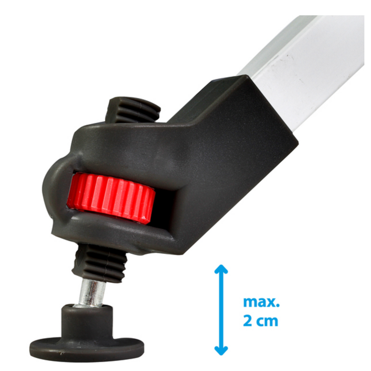 Pied de compensation à molette rouge de la table Titanium Axia 4, avec réglage illustré jusqu’à 2 cm