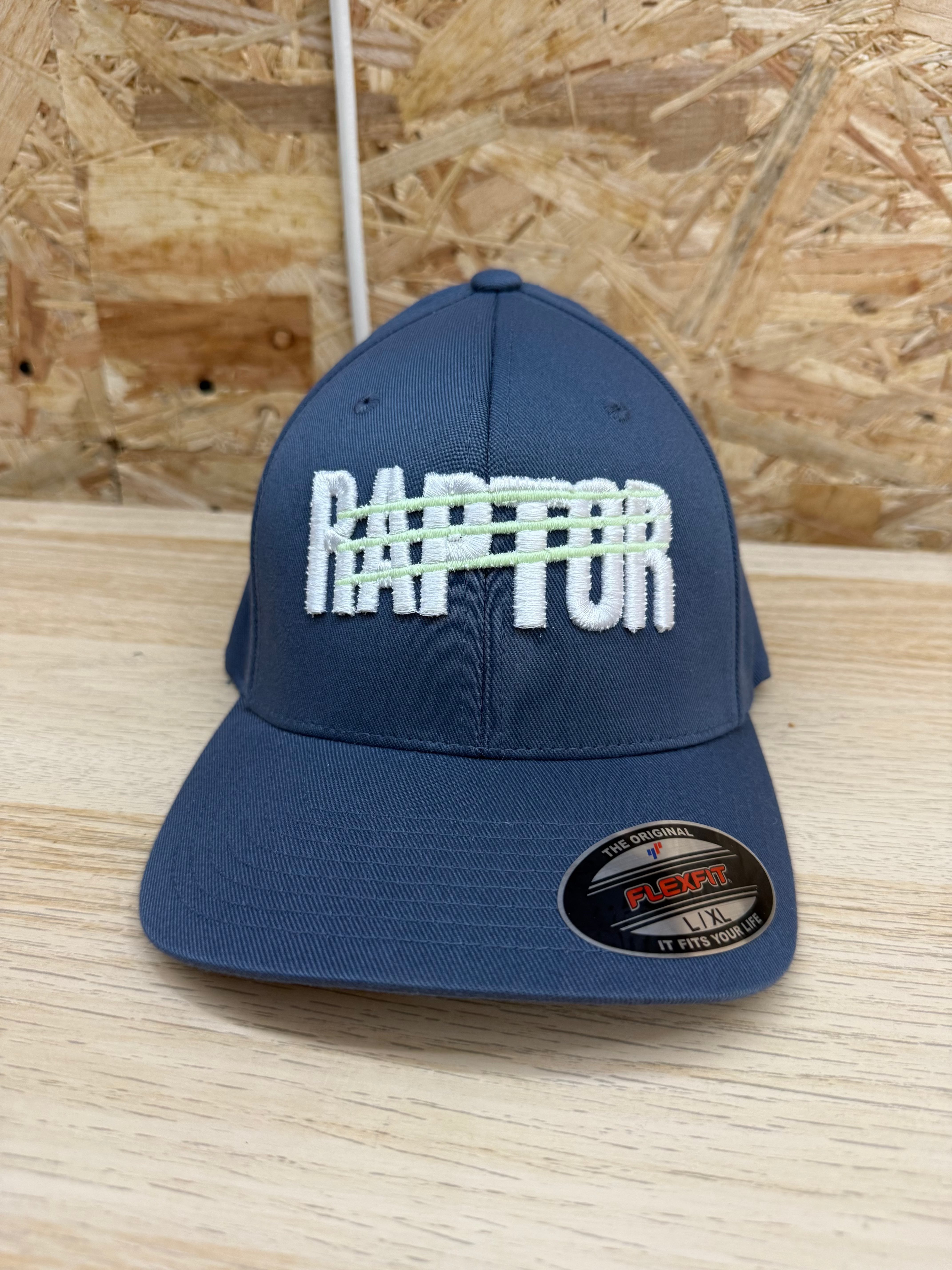 casquette logo Raptor en relief – broderie griffes phosphorescentes bleu