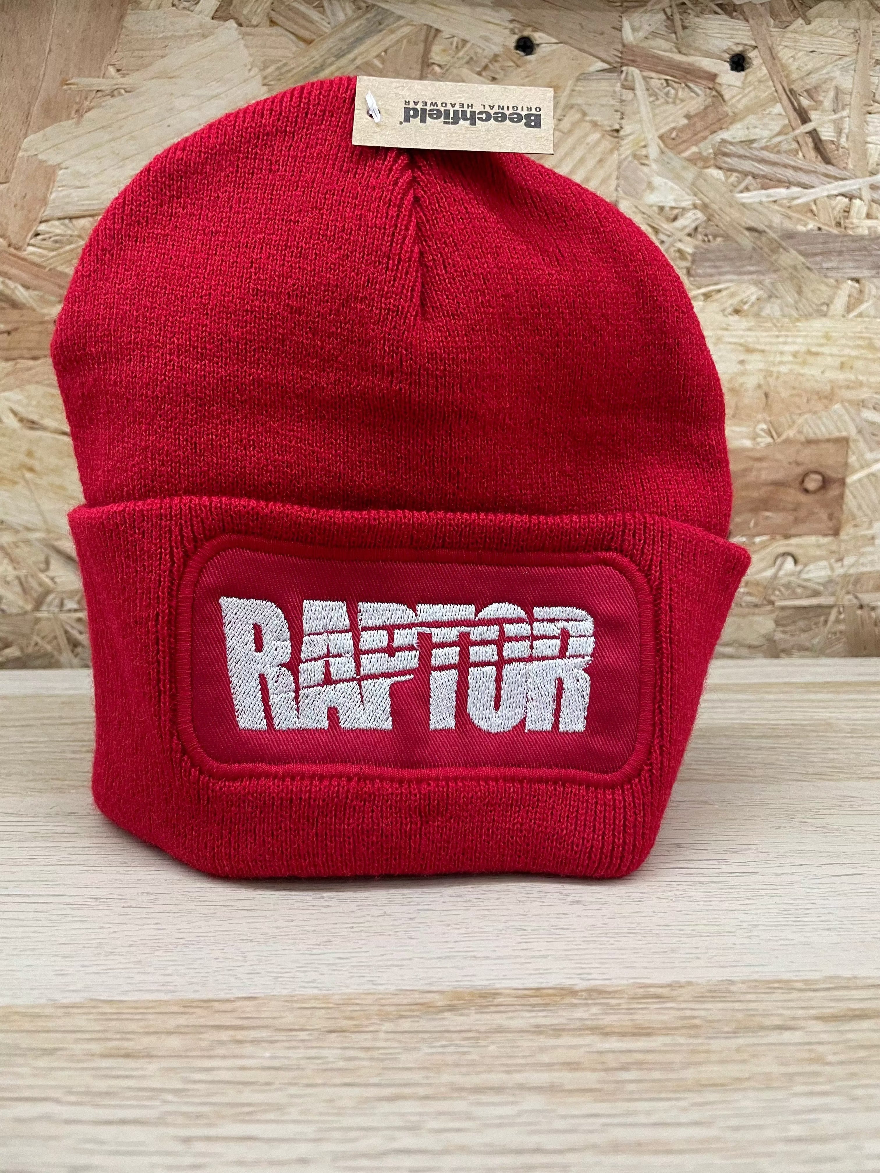 bonnet logo Raptor – rouge broderie blanche