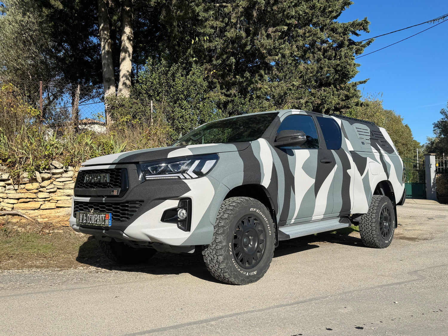 raptor véhicule off-raod 4x4 toyota hilux protection camouflage