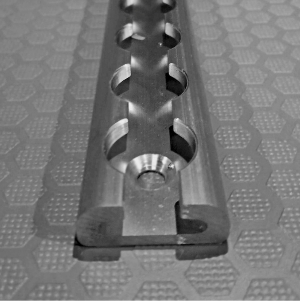Rail arrimage aluminium AERO largeur 30 MM