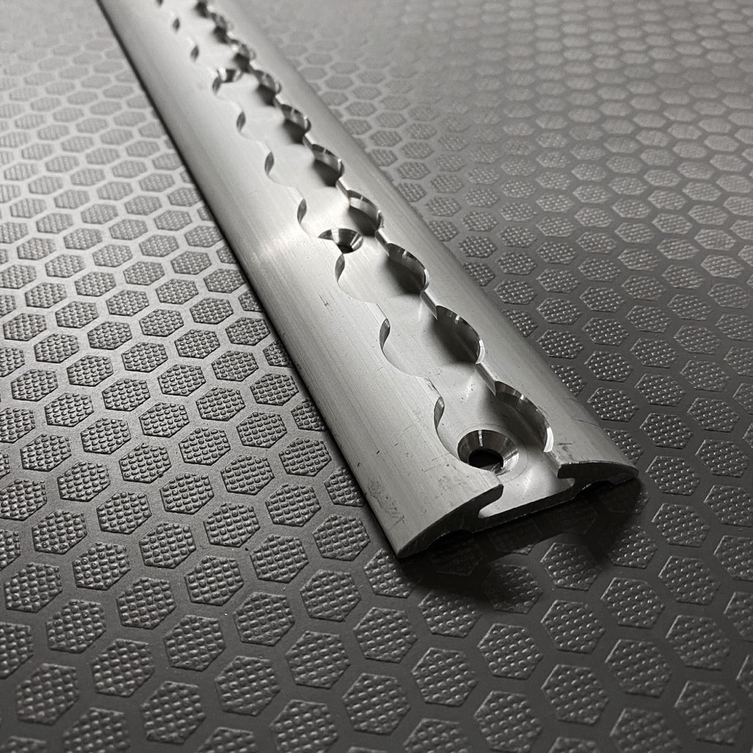 Rail arrimage aluminium AERO demi lune largeur 50mm