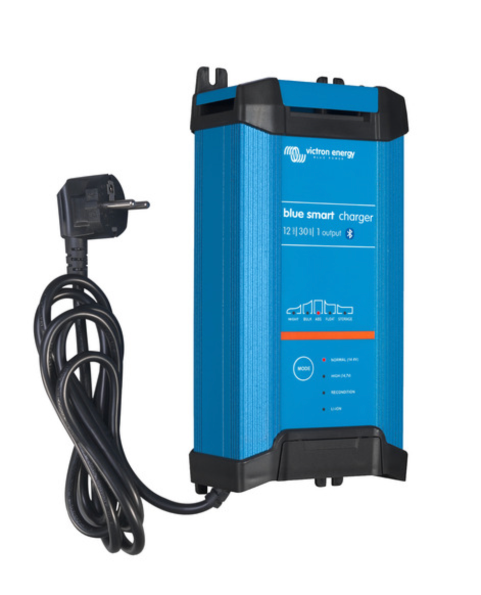 Chargeur Victron Blue Smart 12 V 30A (IP22) avec Bluetooth